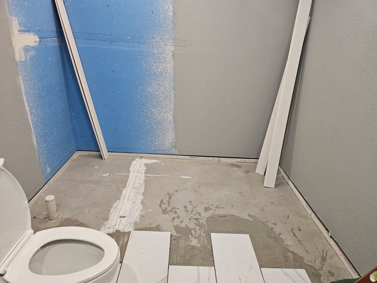 Dynamic Bathroom Transformation in Aurora Colorado image