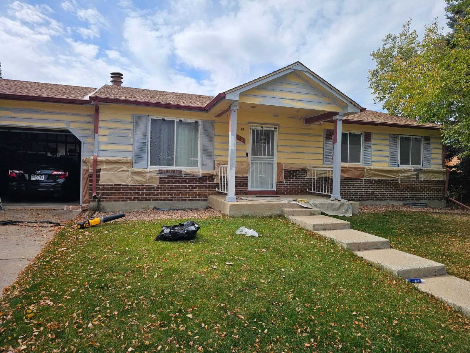 Residential Exterior Painting Success image